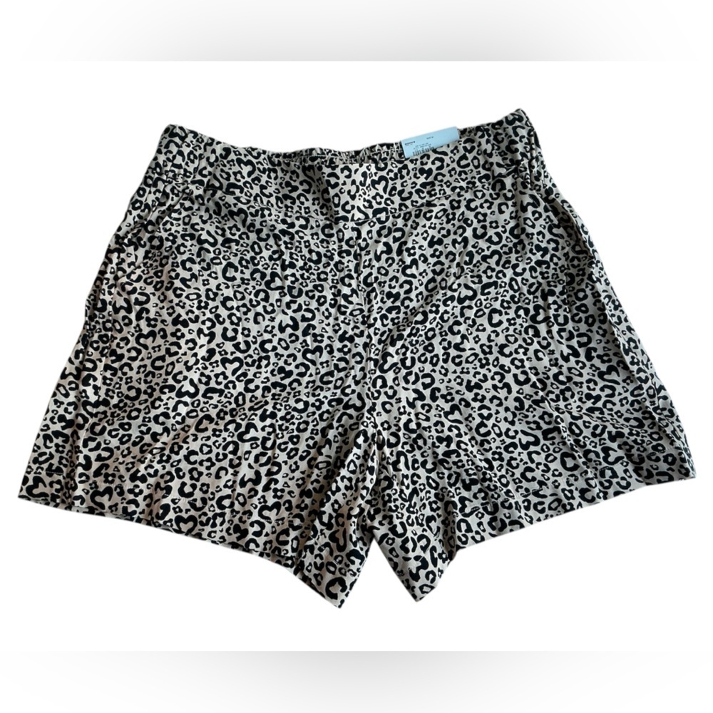 Nine West Black and White Leopard Print High Waist Shorts